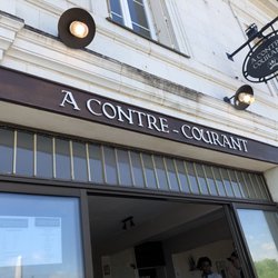 A Contre-Courant