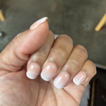 Lush Nail bar Colony Square - Nail Salons Near Me - Atlanta, Georgia