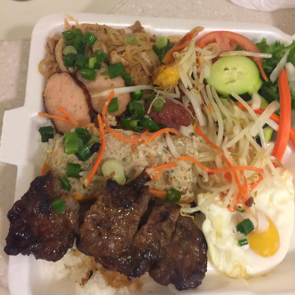 Da Vang Restaurant - Rice combo plate. Little bit of everything. So yum - Vietnamese Near Me - Phoenix, Arizona Da Vang Restaurant - Rice combo plate. Little bit of everything. So yum - Vietnamese Near Me - Phoenix, Arizona