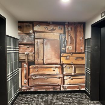 Hotel Indigo Minneapolis Downtown - Elevator hallway - Hotels Near Me - Minneapolis, Minnesota Hotel Indigo Minneapolis Downtown - Elevator hallway - Hotels Near Me - Minneapolis, Minnesota