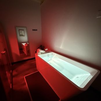The Wellness Lab - Cold plunge - Gyms Near Me - Rochester, New York