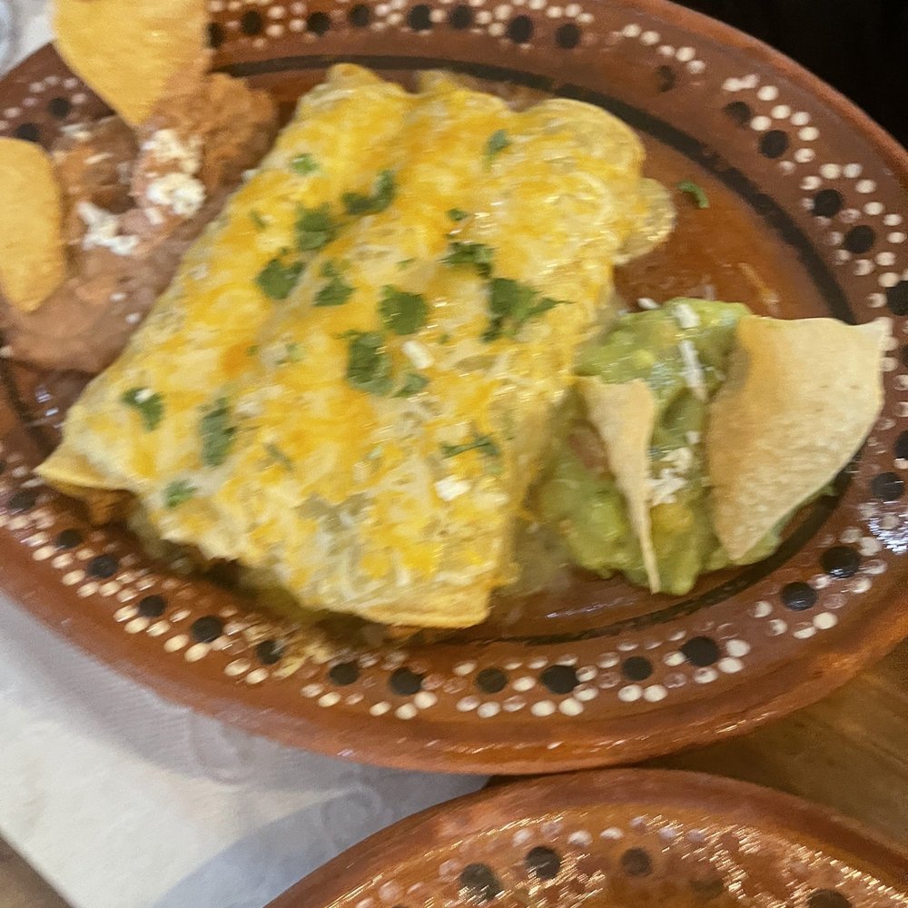 Al Chile - Chicken enchiladas - Mexican Near Me - San Juan, Puerto Rico Al Chile - Chicken enchiladas - Mexican Near Me - San Juan, Puerto Rico