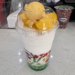 Mango Halo Halo