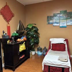 Dream Foot Spa - Front lobby
