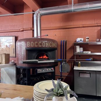 Bocconcino Hawaii - Pizza oven - Pizza Near Me - Honolulu, Hawaii