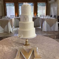 Colorado Rose Cake Company - Beautiful cake she made for our wedding