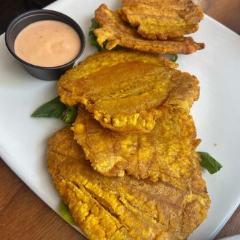 Di Zucchero - Tostones - Italian Near Me - San Juan, Puerto Rico Di Zucchero - Tostones - Italian Near Me - San Juan, Puerto Rico