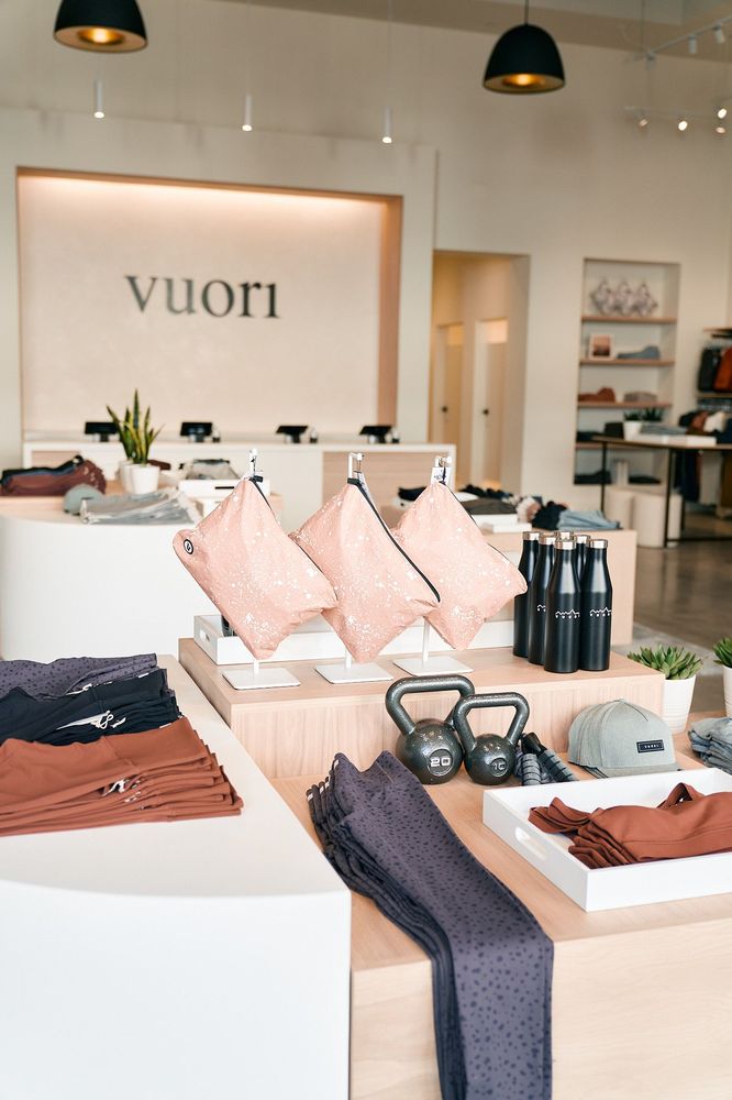 VUORI CLOTHING Updated August 2024 36 Photos & 20 Reviews 854