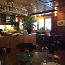 Cafe Restaurant Flade - Gemütlicher Gastraum