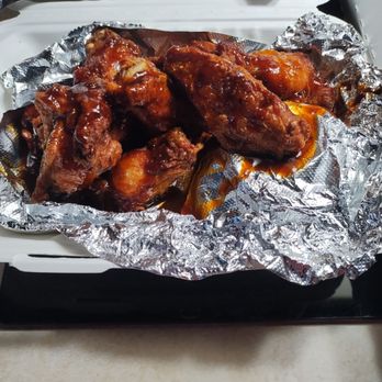 Valeo's Pizza - Pizza Near Me - Kenosha, Wisconsin