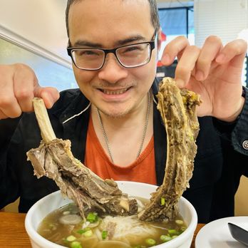 Baguette Bistro - Short rib pho - Vietnamese Near Me - East Windsor, New Jersey