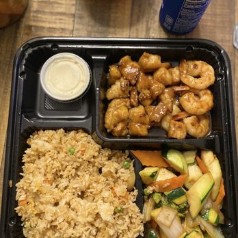 Futomaki - Teriyaki combo shrimp and chicken - Sushi Bars Near Me - Audubon, New Jersey