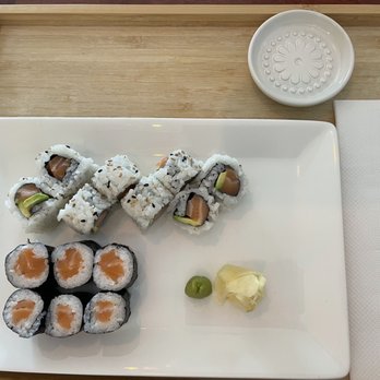 Komorebi Sushi & Rolls - Salmon avocado and salmon roll; no flavor to rice or fish, small portion for price - Japanese Near Me - Kirkland, Washington