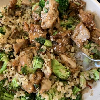 Panera Bread - Teriyaki Chicken & Broccoli Bowl - Sandwiches Near Me - Holland, Ohio