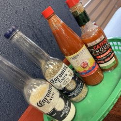 Catfish House - Condiments