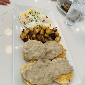 Lake St Cafe - Food - Breakfast & Brunch Near Me - Addison, Illinois