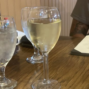 Whiskey Creek - Sauvignon Blanc - Steakhouses Near Me - Bishop, California Whiskey Creek - Sauvignon Blanc - Steakhouses Near Me - Bishop, California