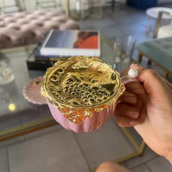 Cafe Renis - Coffee & Tea Near Me - Astoria, New York