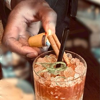 BAR Bludorn - Old fashioned - Wine Bars Near Me - Houston, Texas