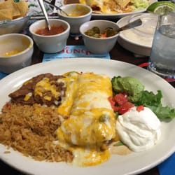 La Fiesta Mexican Caf - Chicken Burrito Supreme