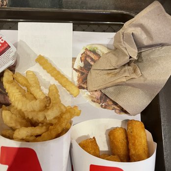 Arby's - Cold fries and hard mozzarella sticks - Fast Food Near Me - Colonial Heights, Virginia Arby's - Cold fries and hard mozzarella sticks - Fast Food Near Me - Colonial Heights, Virginia