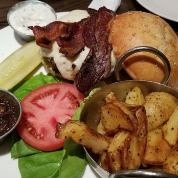 Farmer's Table - Grass fed burger with bacon and mozzarella cheese - Desserts Near Me - Boca Raton, Florida