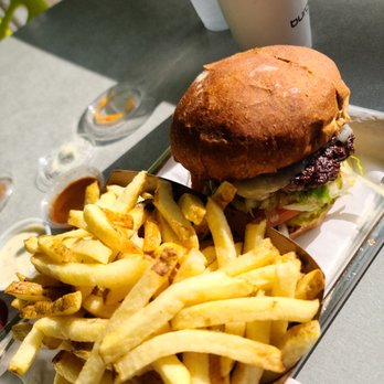 Burger Lounge - Lounge with large and milkshake - Burgers Near Me - Marina Del Rey, California Burger Lounge - Lounge with large and milkshake - Burgers Near Me - Marina Del Rey, California