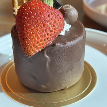 La Luna Tea and Dessert Bar - Magnum Chocolate - Desserts Near Me - Las Vegas, Nevada