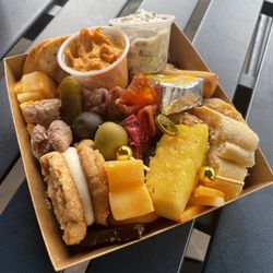 BasBlue Cafe - Charcuterie