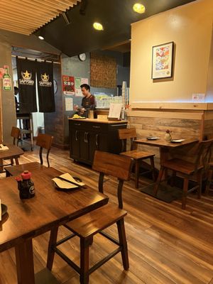 NINNIKU RAMEN IZAKAYA by null