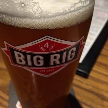 Big Rig Kitchen and Brewery - Big Rig IPA - Breweries Near Me - Ottawa, Ontario