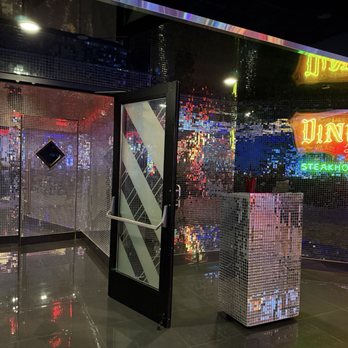 Diner Ross Steakhouse - The entry to 99Prince/Diner Ross - Cocktail Bars Near Me - Las Vegas, Nevada Diner Ross Steakhouse - The entry to 99Prince/Diner Ross - Cocktail Bars Near Me - Las Vegas, Nevada