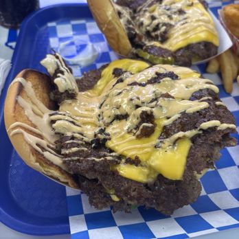 Smash Town Burgers - Triple smash burger - Chicken Wings Near Me - Visalia, California Smash Town Burgers - Triple smash burger - Chicken Wings Near Me - Visalia, California