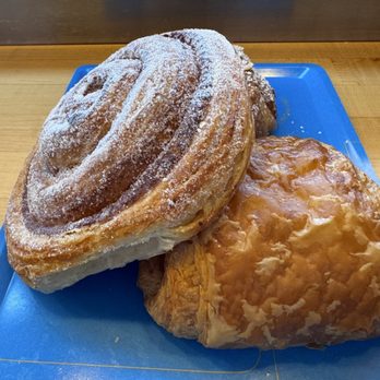 Le Panier - Bakeries Near Me - Seattle, Washington