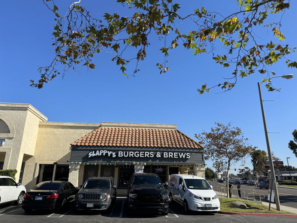 Slappy’s Burgers & Brews
