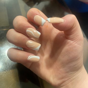 Versaci Nails Spa - Nail Salons Near Me - Eastvale, California