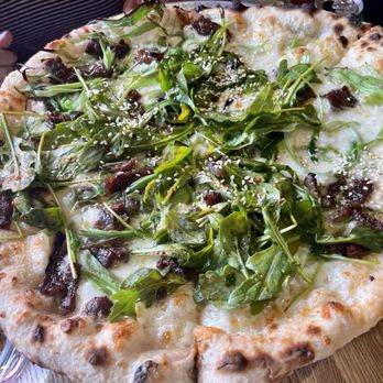 Netflix Bites - Our rib meat pizza - American Near Me - Los Angeles, California