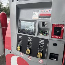 Safeway Gasoline Station - Pump 6