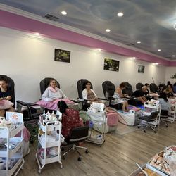 Queen's Nails Studio
