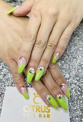 Citrus Nail Bar Lucas