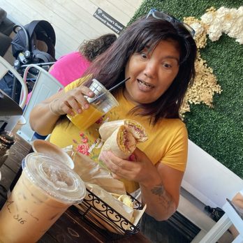 Vanessa's Coffee Shop - Menú de café y wrap - Coffee & Tea Near Me - Saint Cloud, Florida