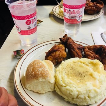 Dinah's Chicken - Chicken Shop Near Me - Glendale, California