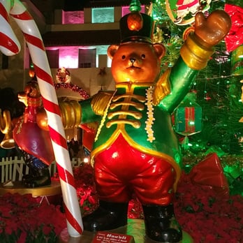 Honolulu City Lights - Festivals Near Me - Honolulu, Hawaii Honolulu City Lights - Festivals Near Me - Honolulu, Hawaii