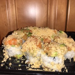 Salmon or Tuna Tartare Roll