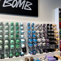 Bath bomb wall