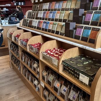 L.A. Burdick Handmade Chocolates - Cafes Near Me - Brookline, Massachusetts