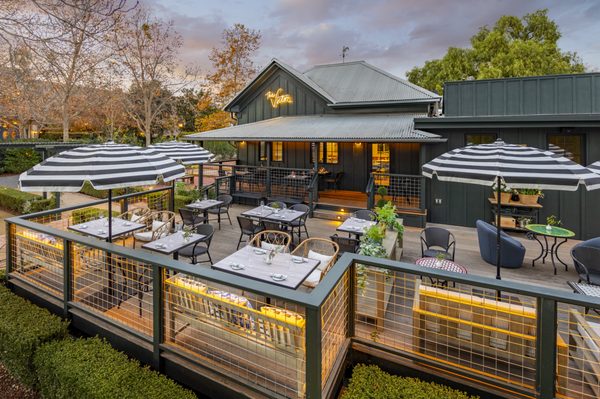 The Victor Restaurant and Bar by null