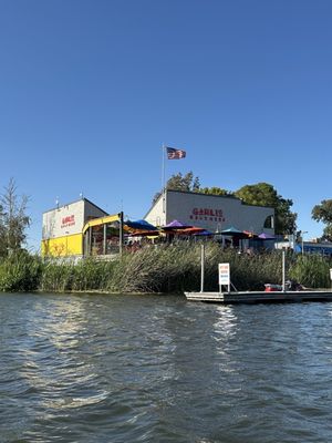 Garlic Brothers Restaurant and Bar by null