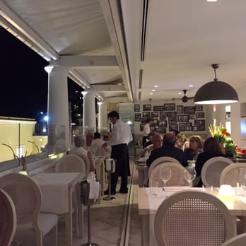 Mammà - Uno scorcio del ristorante - Wine Bars Near Me - Capri, NA Mammà - Uno scorcio del ristorante - Wine Bars Near Me - Capri, NA