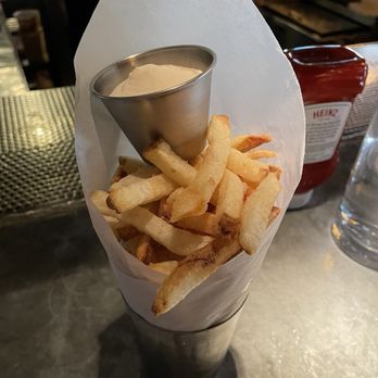 Au Cheval - French fries w/ garlic aioli sauce - Bars Near Me - Chicago, Illinois